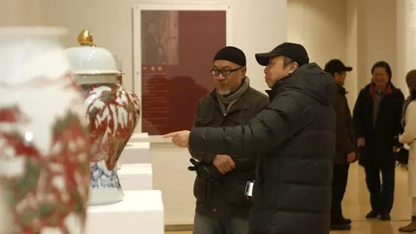 “众行”陶瓷艺术作品展在武汉开幕